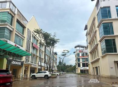 Shop lot For Sale in Setia Alam,SGR