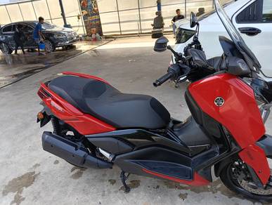 Yamaha XMAX