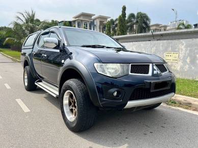 Mitsubishi Triton in Semenyih, SGR