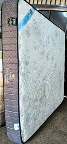King Size Tebal 11inci Spring Mattress 