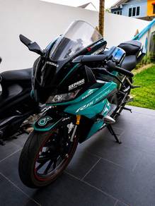 Yamaha R15