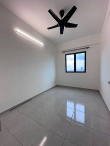 Condominium For Sale in TreeO
