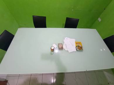 Meeting table (Negotiable)