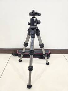 Ulanzi Lightweight Travel Tripod TT30