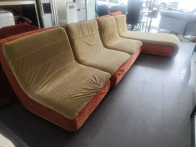 Sofa Lsheap  10/9