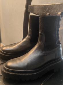 kasut boot