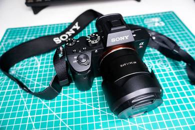 Sony A7RIII + Samyang AF 24mm F1.8 FE Lens