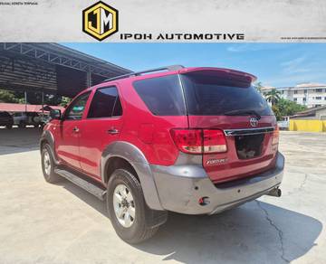 Toyota Fortuner V in Ipoh, PRK
