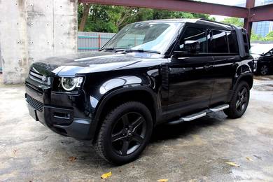 Land Rover Defender 110 P300 SE in Damansara, KUL