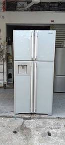 Hitachi 4door fridge refrigerator water dispenser