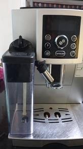 DeLonghi Cappuccino Espresso Machine 