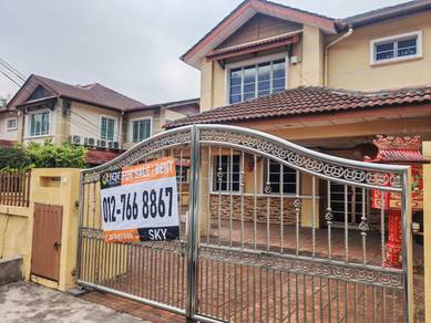 Semi-Detached House For Rent in Seri Kembangan,SGR