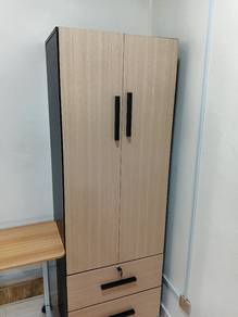 两门衣柜出售two door wardrobe cabinet for sel