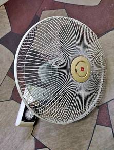 Kdk Wall Fan 