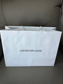 Calvin klein jeans paper bag