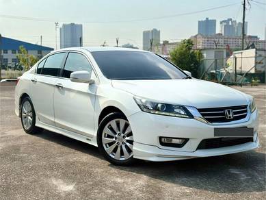 Honda Accord VTi-L in Kuchai Lama, KUL
