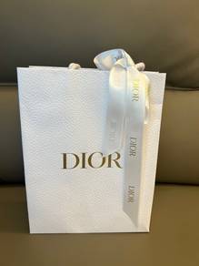Dior paper bag with ribbon 💯 authentic