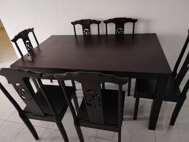 Wooden Table wt 6 Chairs TD930