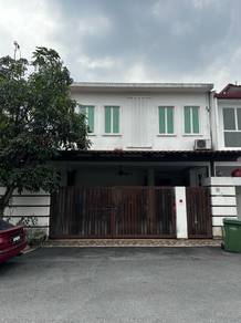 Semi-Detached House For Sale in Gombak,SGR