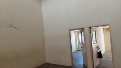 Shop lot For Rent in Durian Tunggal,MLK
