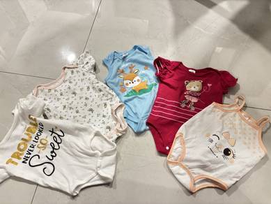 Baby clothes 0-6month -Used