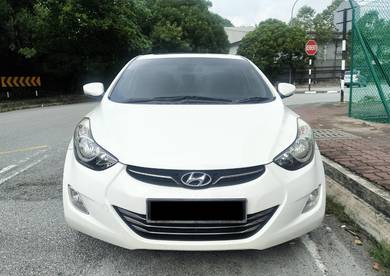 Hyundai Elantra PREMIUM in Cheras, SGR