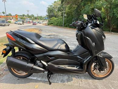 Yamaha XMAX