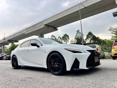 Lexus IS 300 F SPORT MODE BLACK in Bangsar, KUL