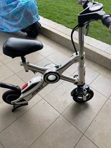 electric scooter