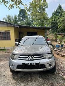 Mitsubishi Triton STANDARD in Dengkil, SGR