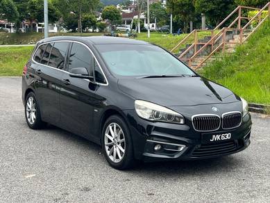 BMW 220i 20i GRAN TOURER (LUXURY) in Batu Pahat, JHR