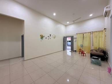 Semi-Detached House For Sale in Sungai Udang,MLK
