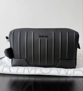 RIMOWA Neverstill LEATHER Toiletry Clutch Bag