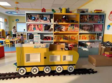 Reception counter bentuk train untuk dijual