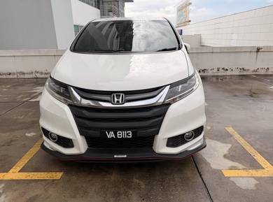 Honda Odyssey ABSOLUTE  in Bayan Lepas, PNG