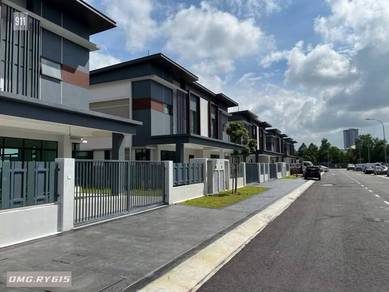 Semi-Detached House For Sale in Klang,SGR