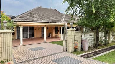 Semi-Detached House For Sale in Petaling Jaya,SGR