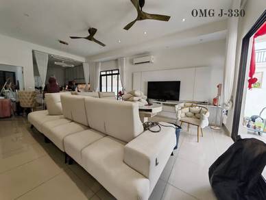 Semi-Detached House For Sale in Setia Alam,SGR