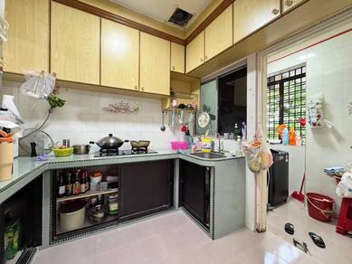 Apartment For Sale in Mon Bisca