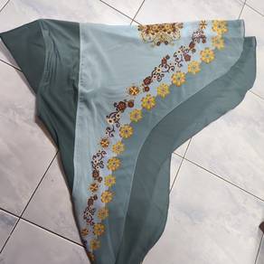 tudung sarung 