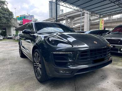 Porsche Macan S S in Old Klang Road, KUL