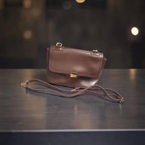 Premium Vintage Style Brown Flap Crossbody Bag