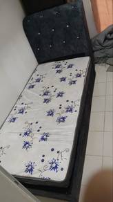 single bed with 5 inch mattress