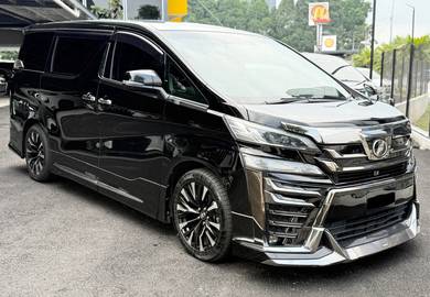 Toyota Vellfire ZG in Ampang, KUL