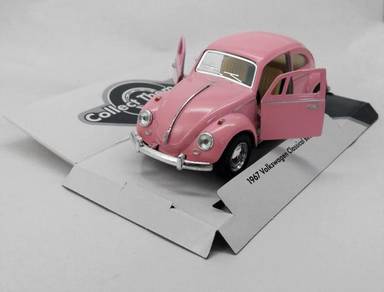 1967 Volkswagen classic beetle - pink