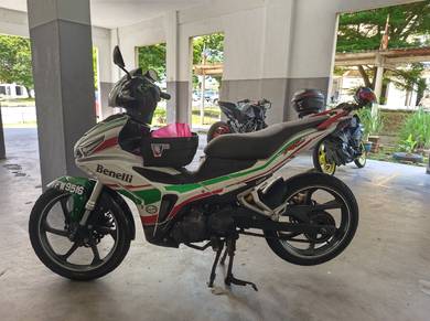 Benelli 150S