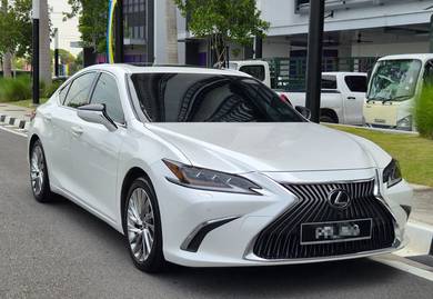 Lexus ES 250 LUXURY in Butterworth, PNG