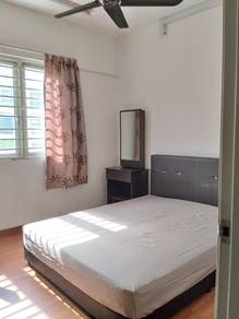 Room in Serdang, SGR