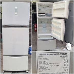 Toshiba fridge refrigerator peti ais peti sejuk