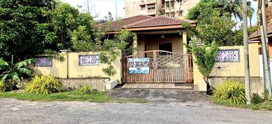 Bungalow House For Sale in Seri Kembangan,SGR